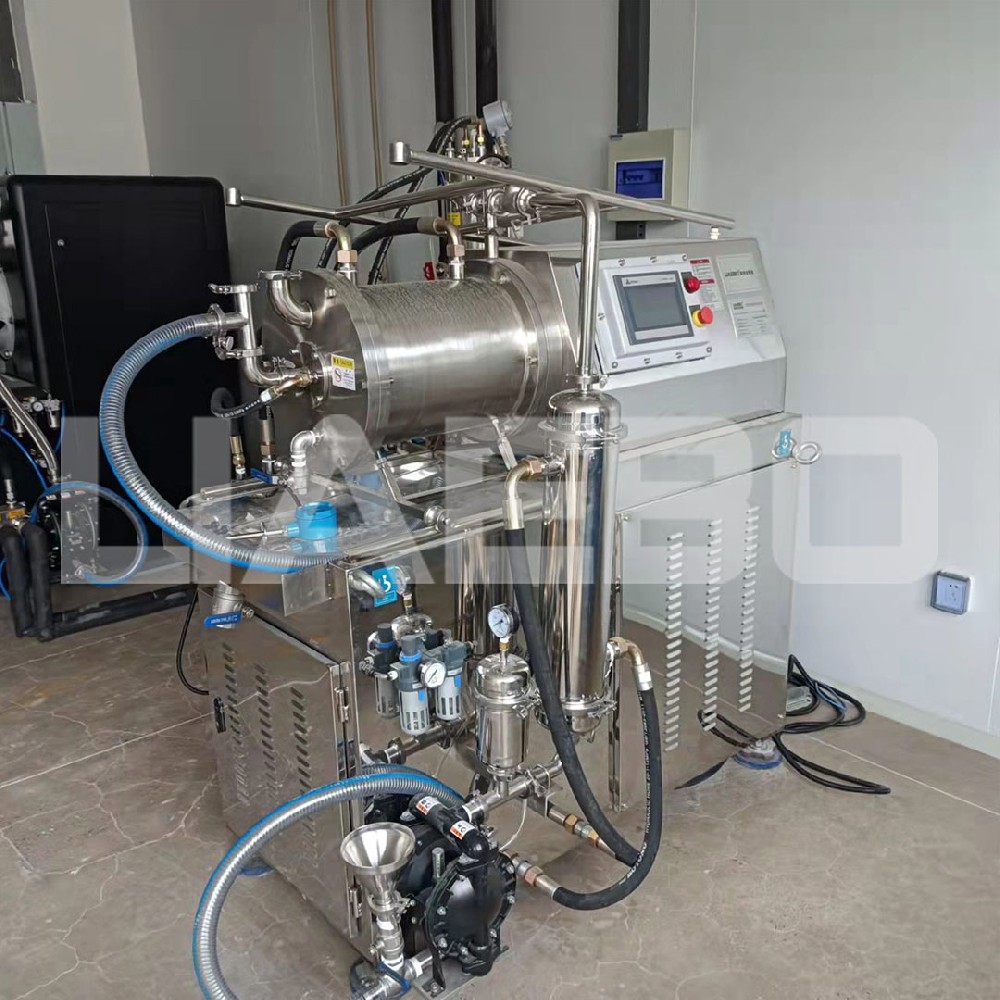 安徽某表面處理基地25L砂磨機調試成功