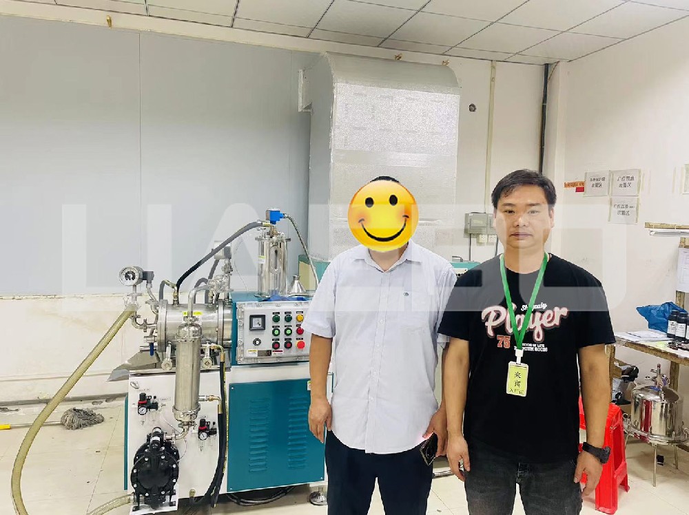 福建某電子科技有限公司5L砂磨機(jī)調(diào)試成功