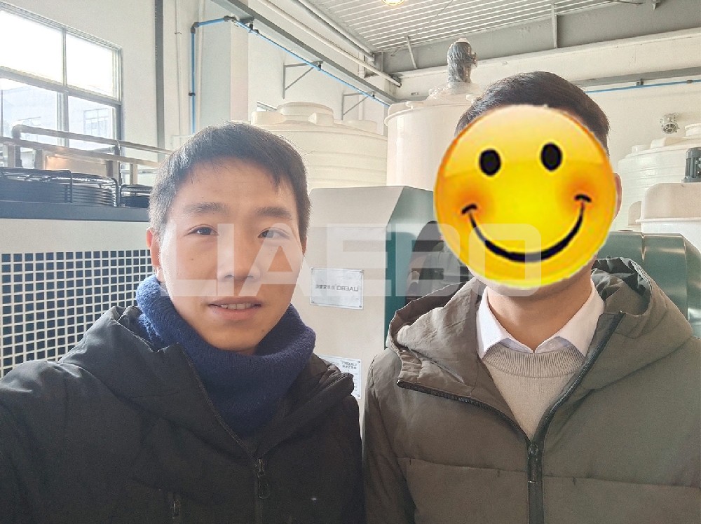 浙江某公司 30L棒銷式陶瓷砂磨機調試成功