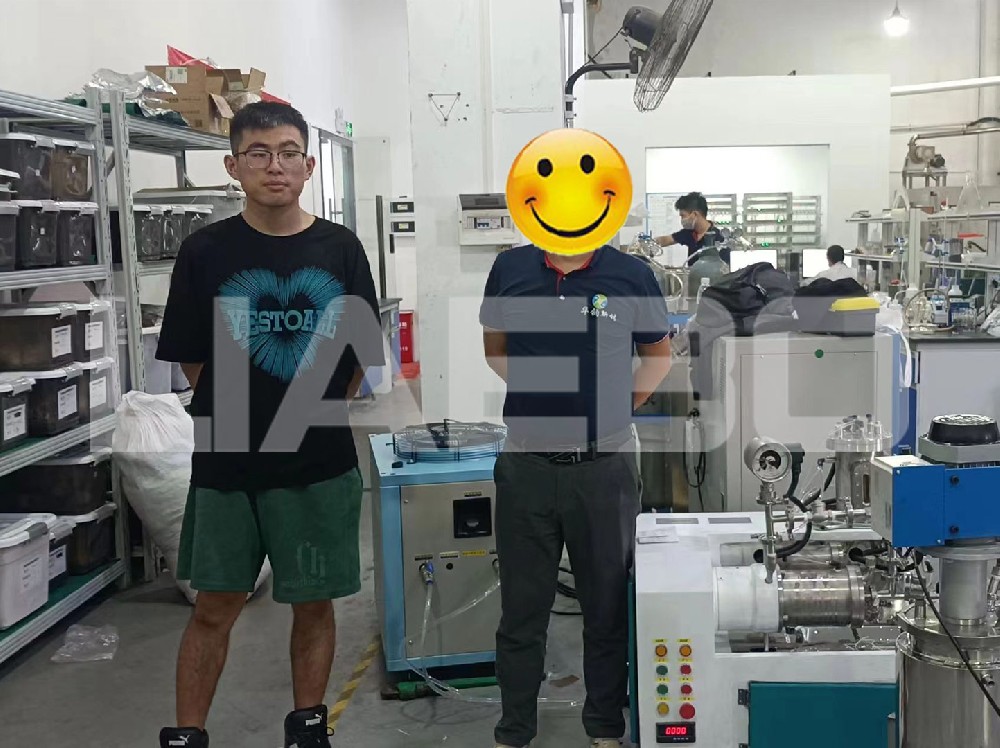 深圳華納新材 2L實驗室砂磨機調試成功