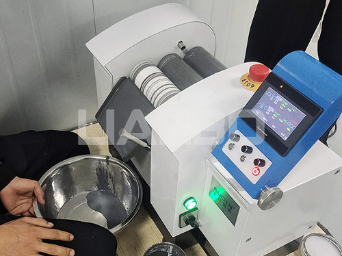 南京某精密科技有限公司 高端80三輥機調試成功