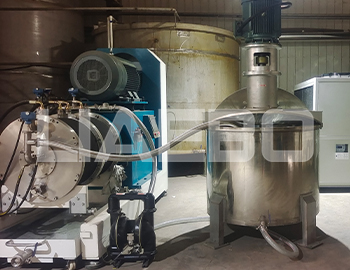 山東棗莊某公司300升砂磨機調試成功